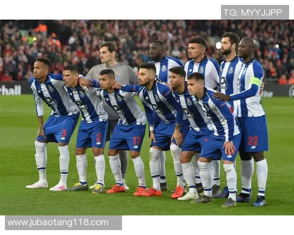 足球明星庆祝进球的独特方式与背后寓意解析